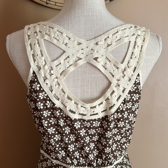 Max Studio Floral Summer A-line Dress Size Medium Brown and White - Picture 6 of 9